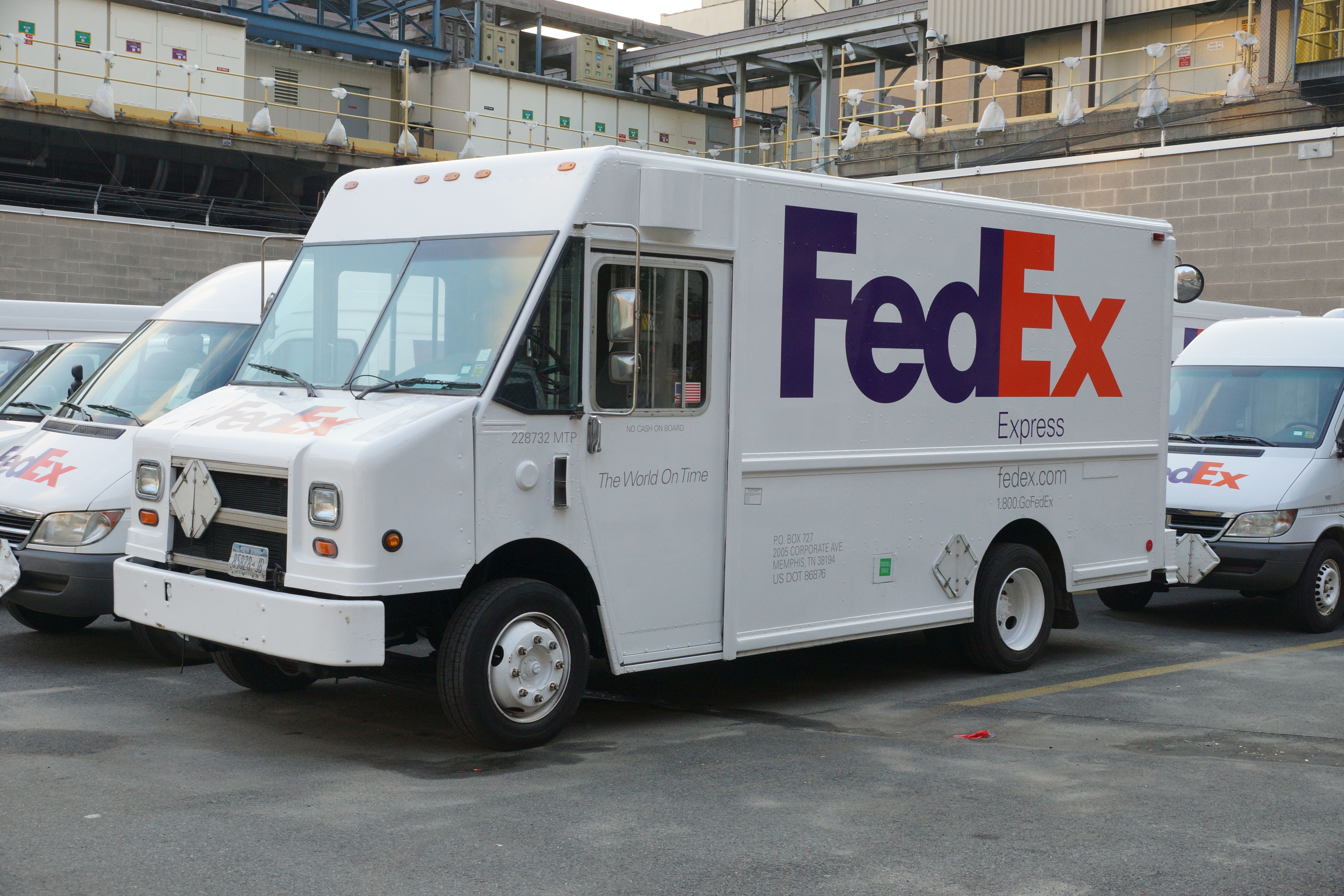 Edison police arrest four for half-million armed FedEx perfume robbery