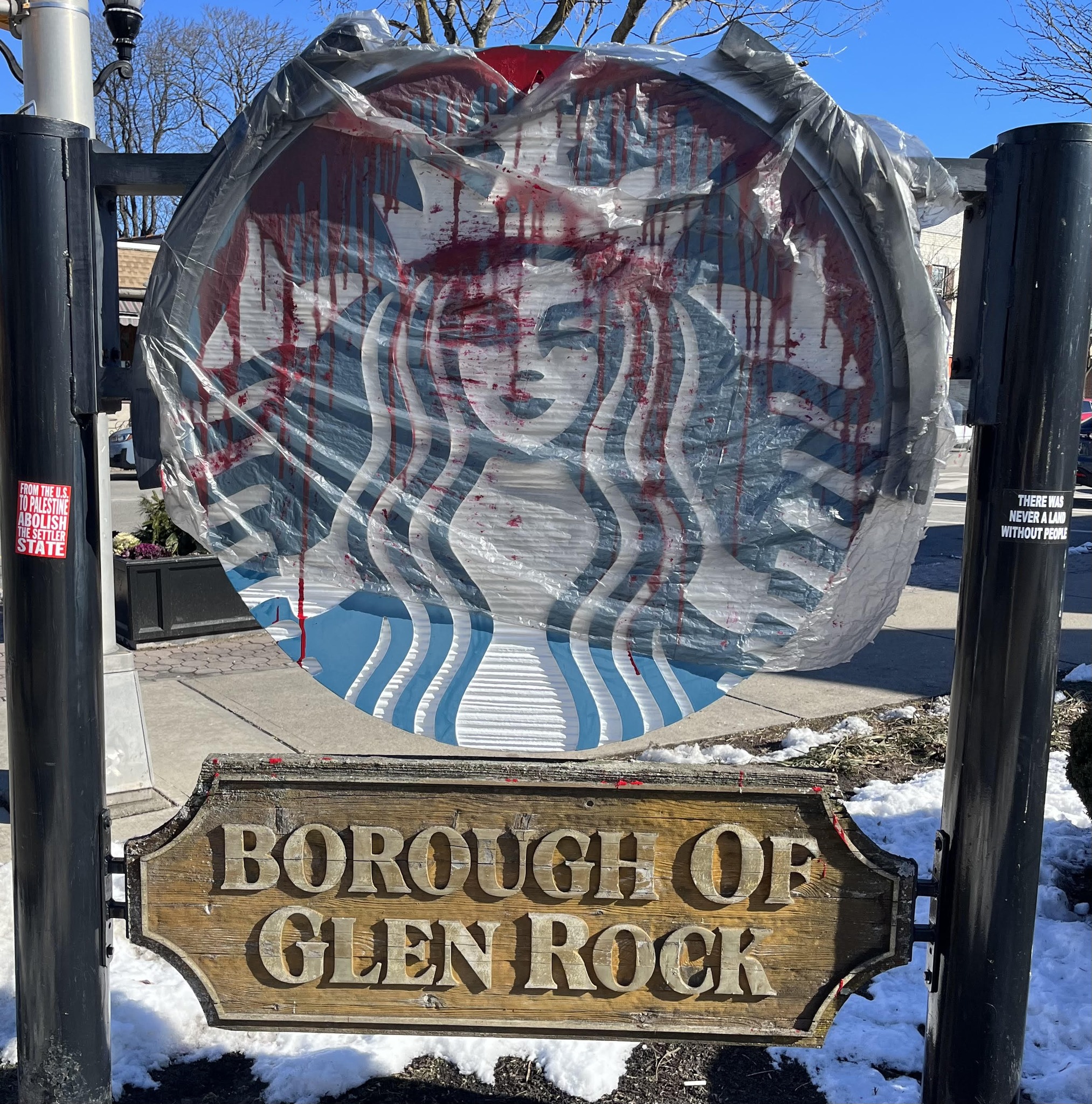 Glen Rock Starbucks' sign vandalized with red paint, police ...